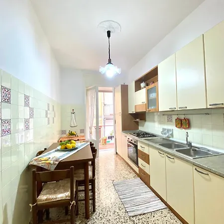 La Casa Di Anna Minori